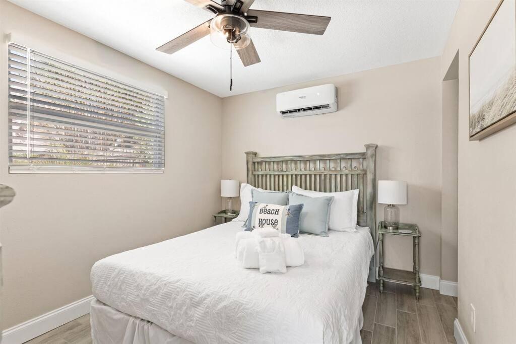 7 Bedroom 5 Bath Home With Cottage On Clearwater Beach! Exterior foto