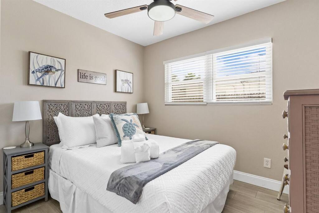 7 Bedroom 5 Bath Home With Cottage On Clearwater Beach! Exterior foto