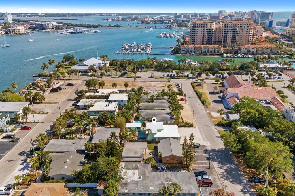 7 Bedroom 5 Bath Home With Cottage On Clearwater Beach! Exterior foto