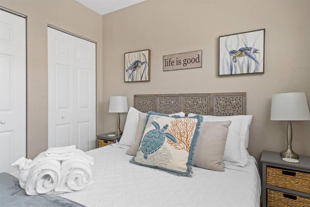 7 Bedroom 5 Bath Home With Cottage On Clearwater Beach! Exterior foto